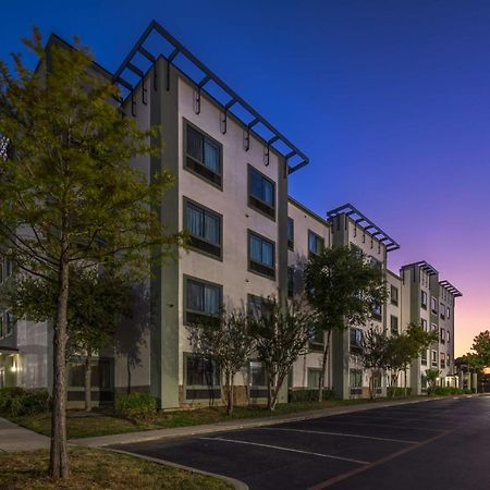 Best Western Plus Lackland Hotel And Suites. San Antonio Exterior photo