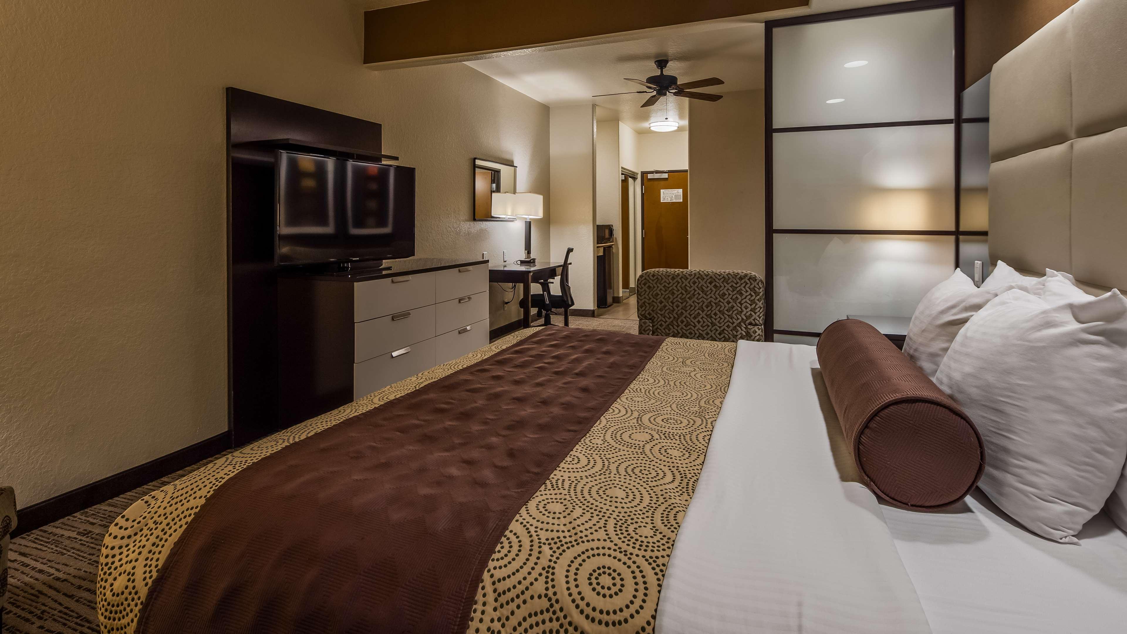 Best Western Plus Lackland Hotel And Suites. San Antonio Exterior photo