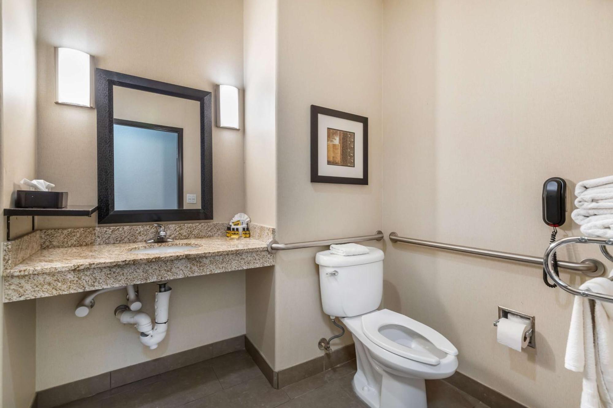 Best Western Plus Lackland Hotel And Suites. San Antonio Exterior photo