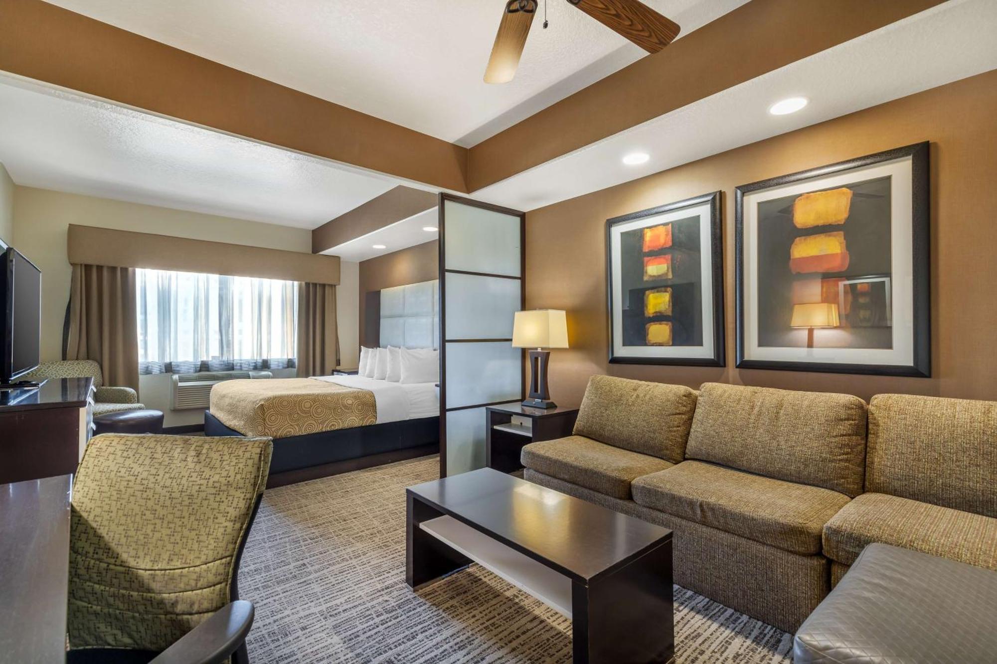 Best Western Plus Lackland Hotel And Suites. San Antonio Exterior photo