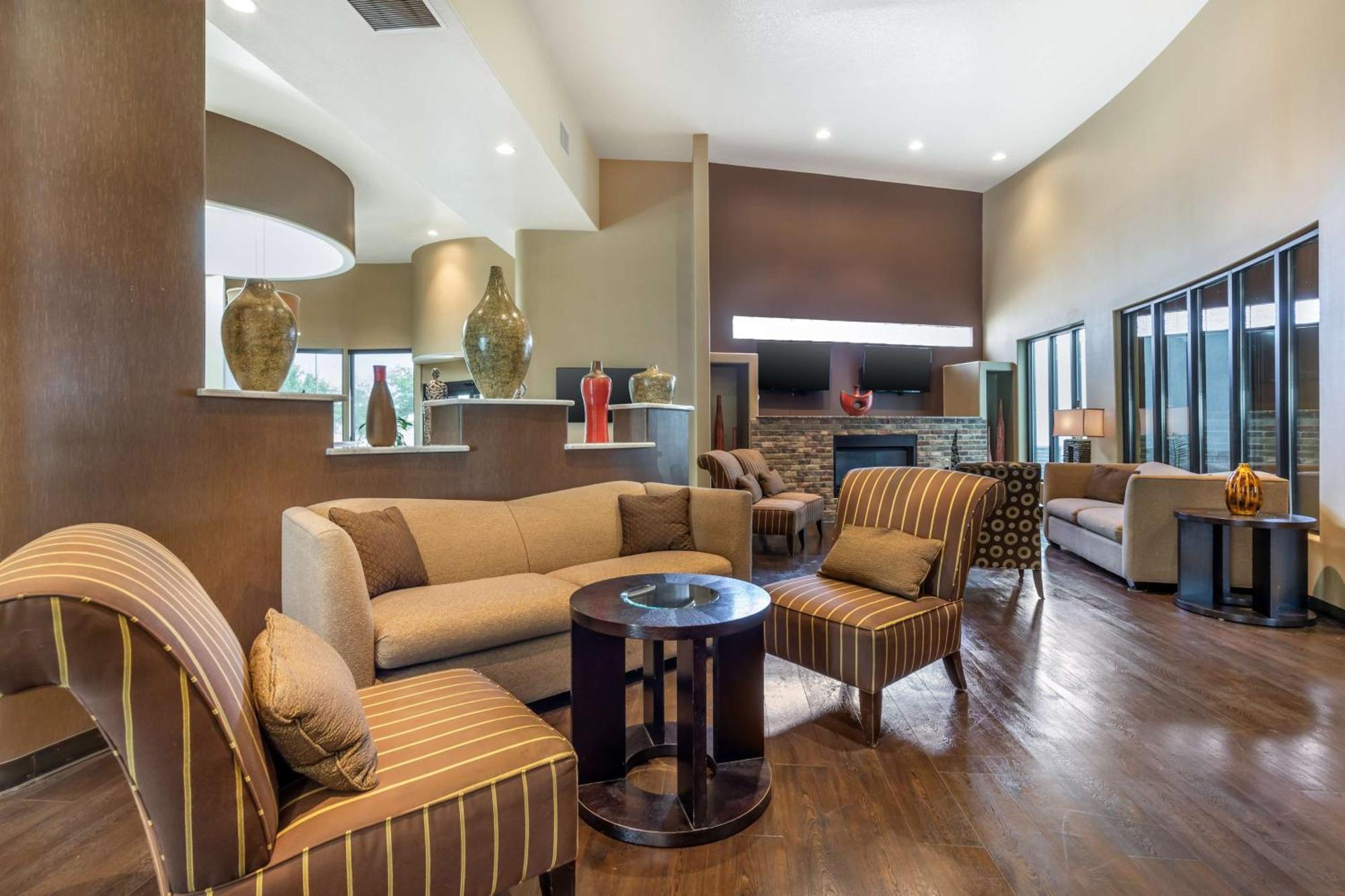 Best Western Plus Lackland Hotel And Suites. San Antonio Exterior photo