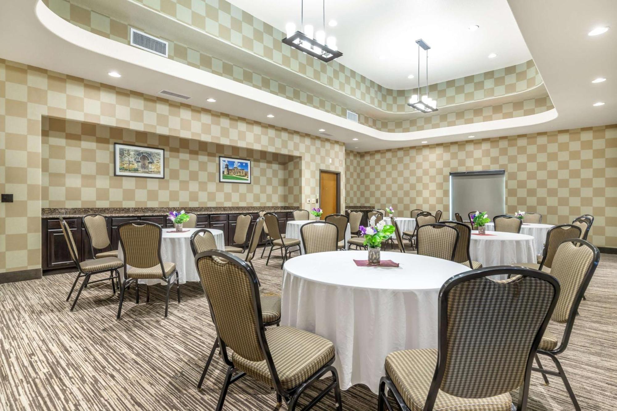 Best Western Plus Lackland Hotel And Suites. San Antonio Exterior photo