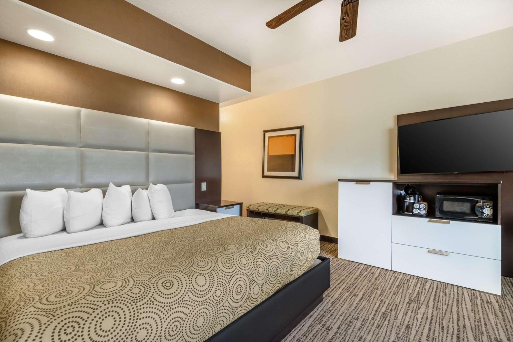 Best Western Plus Lackland Hotel And Suites. San Antonio Exterior photo