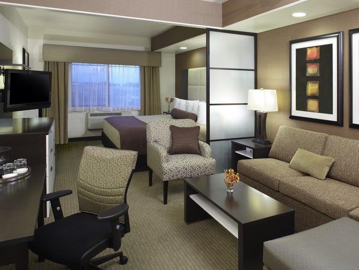 Best Western Plus Lackland Hotel And Suites. San Antonio Exterior photo